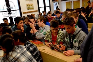 Fénykép-galéria-2013-2014,Általános Iskola,Tehetségpont lettünk,Eötvös 200,Volt egyszer egy oskola,Emléktábla avatás,Mindennapok kémiája,Szónokok az Eötvösben,Ovi-kupa 2014.,Megemlékezés az emlékteremben,Szárnyas vadászok
