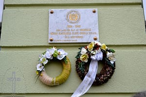 Fénykép-galéria-2013-2014,Általános Iskola,Tehetségpont lettünk,Eötvös 200,Volt egyszer egy oskola,Emléktábla avatás,Mindennapok kémiája,Szónokok az Eötvösben,Ovi-kupa 2014.,Megemlékezés az emlékteremben,Szárnyas vadászok