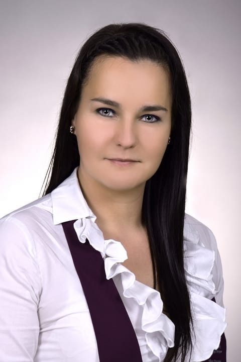 Holecska Mirjam - tanár